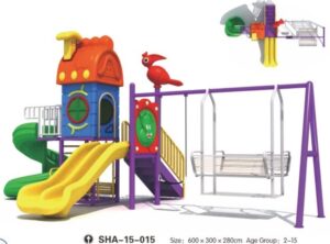 c356231e-3d14-46d7-8fef-6a5adb51e8aa لعبة جماعية مع ثلاث زحاليق ومرجوحة واحدة